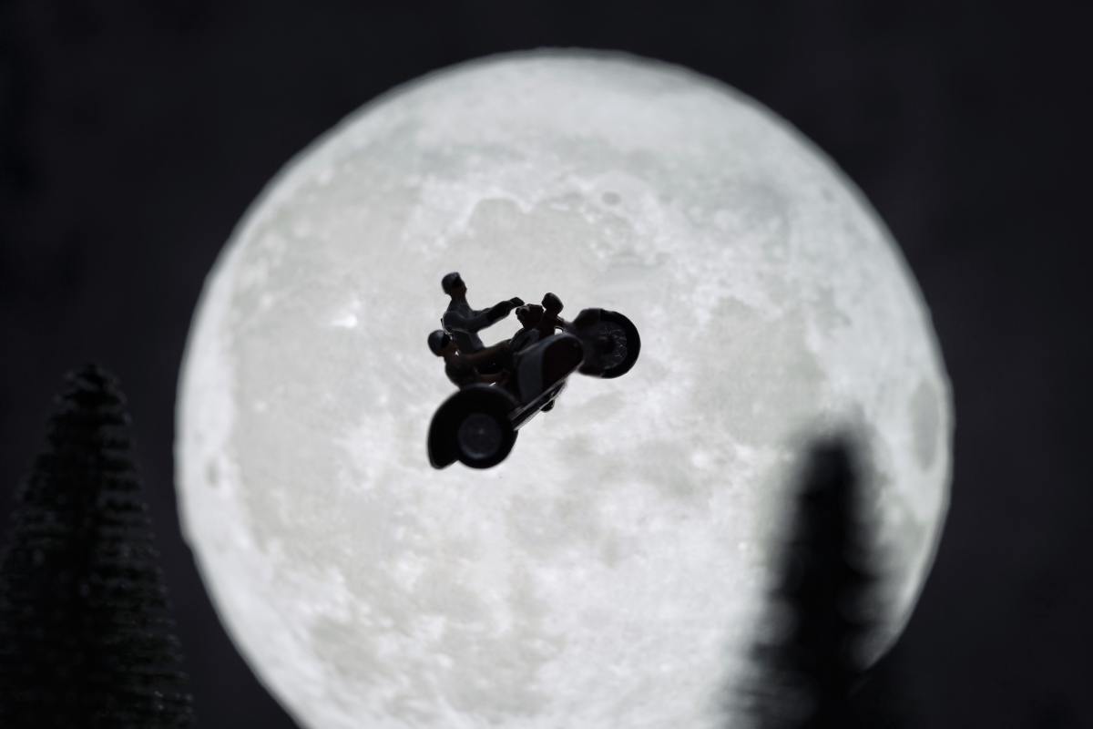 Take me to the moon